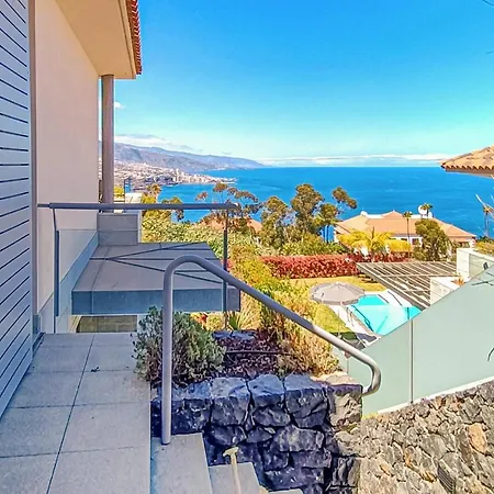 Дом отдыха Beautiful In La Quinta With Wifi, Swimming Pool And 3 Bedrooms *