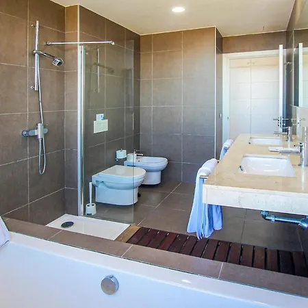 Beautiful In La Quinta With Wifi, Swimming Pool And 3 Bedrooms *