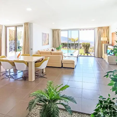 Beautiful In La Quinta With Wifi, Swimming Pool And 3 Bedrooms 펜션